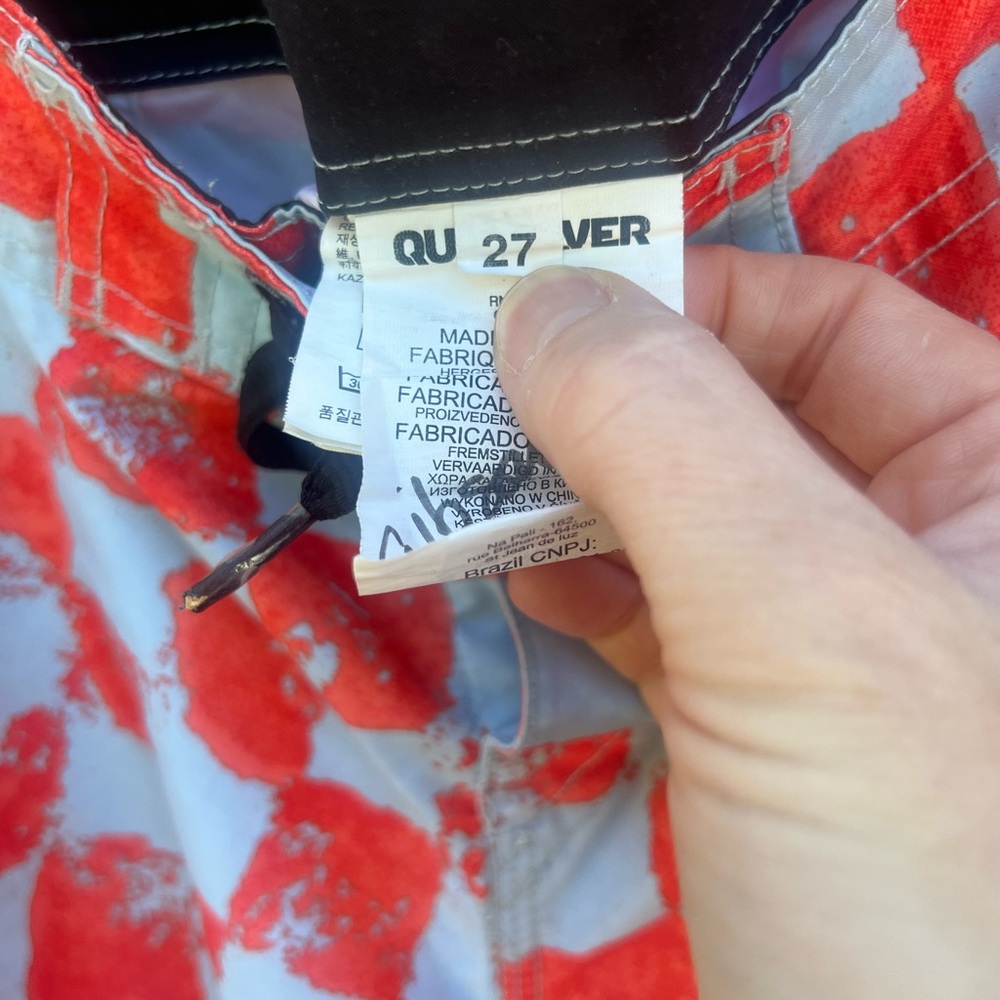 EUC Quicksilver Size 27 Board Shorts - Picture 3 of 7